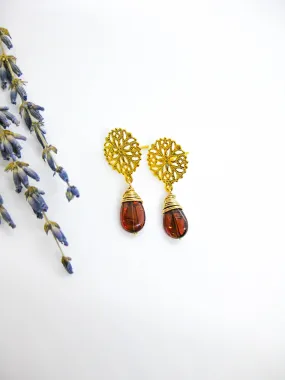 Jonquil: Garnet Earrings - e639