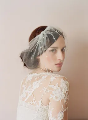 Mini tulle veil with pearls - Style # 212